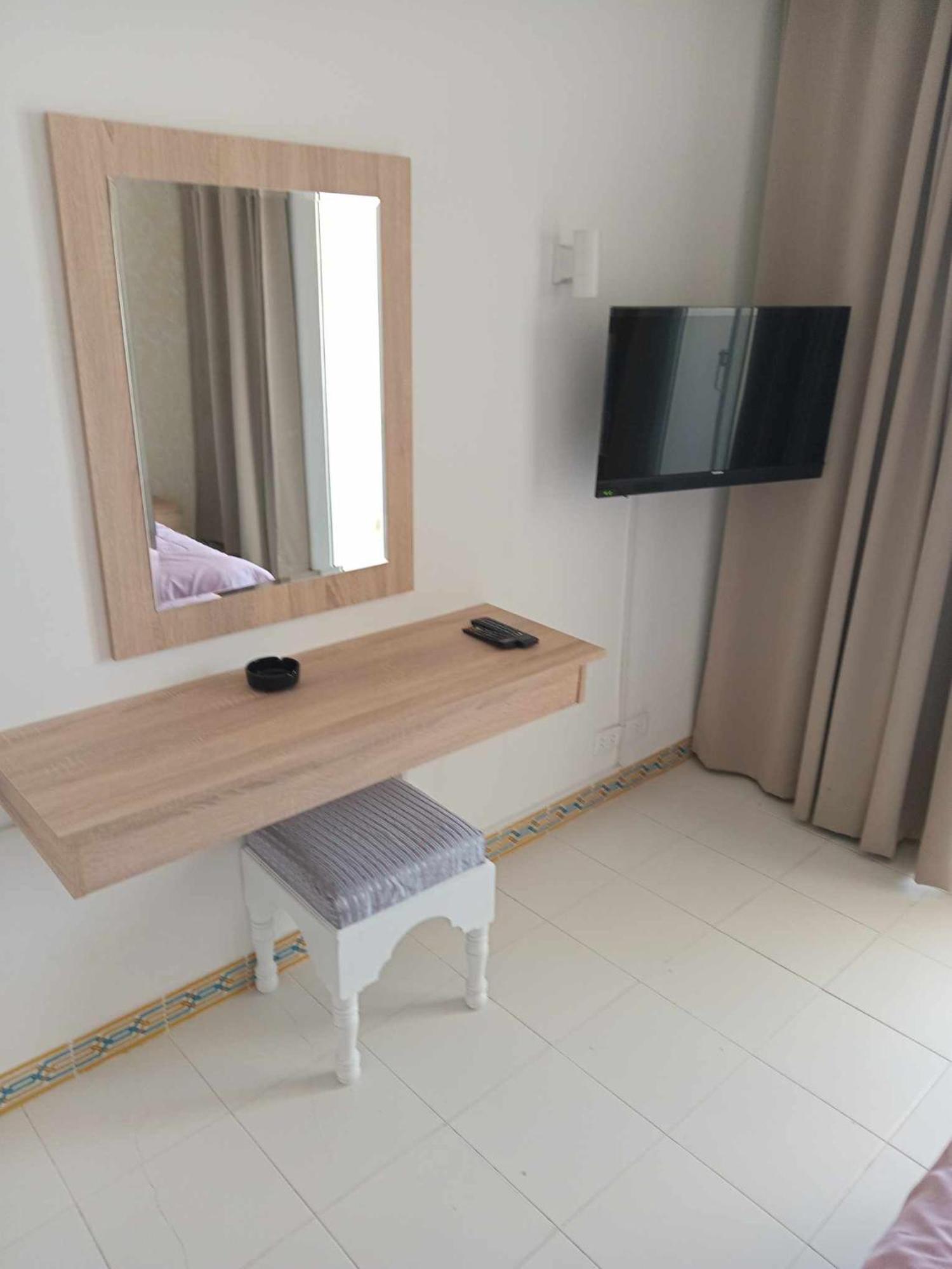 Hotel Mezri Monasztir Kültér fotó