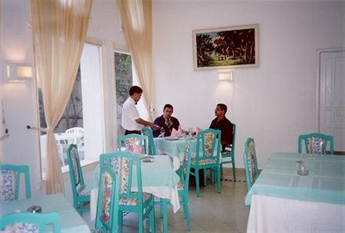 Hotel Mezri Monasztir Kültér fotó